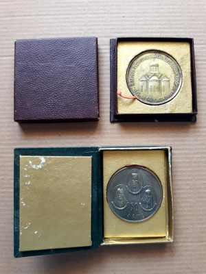 Lot medalii Rusia 1966 + 1967 in cutiile originale. Biserica , popi. Impecabile foto