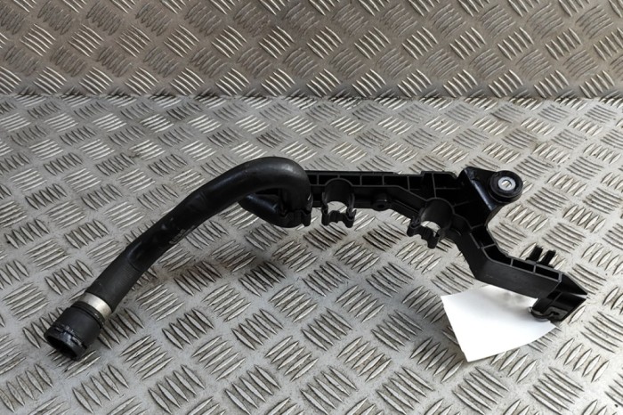 Furtun de lichid de răcire MERCEDES-BENZ GLE W167 2024 OEM: A1675064800,A1675018302 31089332