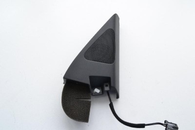 Difuzor ușă dreapta față VW TIGUAN 5N_ 2013 OEM: 5N0837994B,5N0837974,5N0035412A 2323774 foto