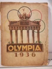 Carte Jocurile Olimpice din 1936 la care a participat Hitler cu poze