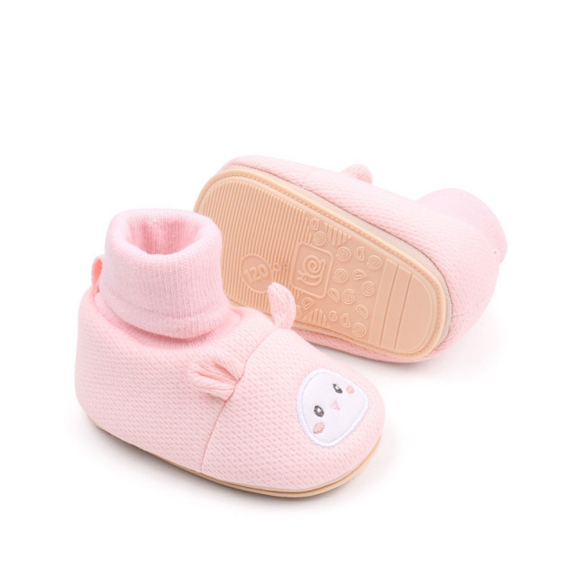Botosei roz cu ciorapel - Pisi (Marime Disponibila: 6-9 luni (Marimea 19