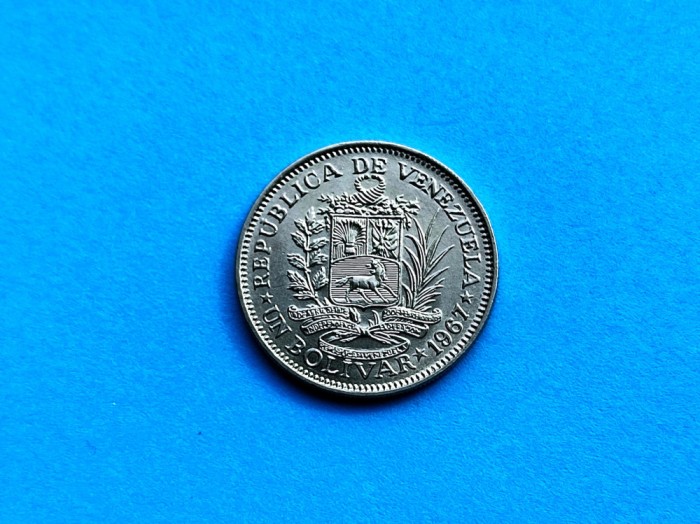 1 Bolivar 1967 Venezuela-AUNC++U