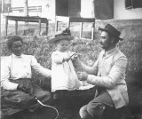 M1635N Fotografie cu copil, Rom&acirc;nia, fin de si&egrave;cle