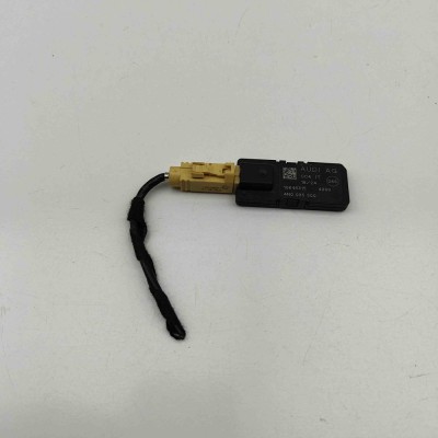 Amplificator de antena AUDI A6 C8 Avant 4A5 2024 OEM: 4N0035500 foto