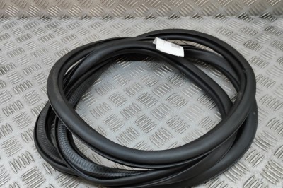 Garnitura ușă dreapta față AUDI A3 Limousine 8YS 2024 OEM: 8Y0831721B | 30618330 foto
