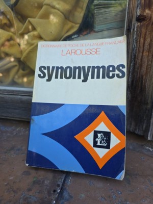 Synonymes - Larousse foto