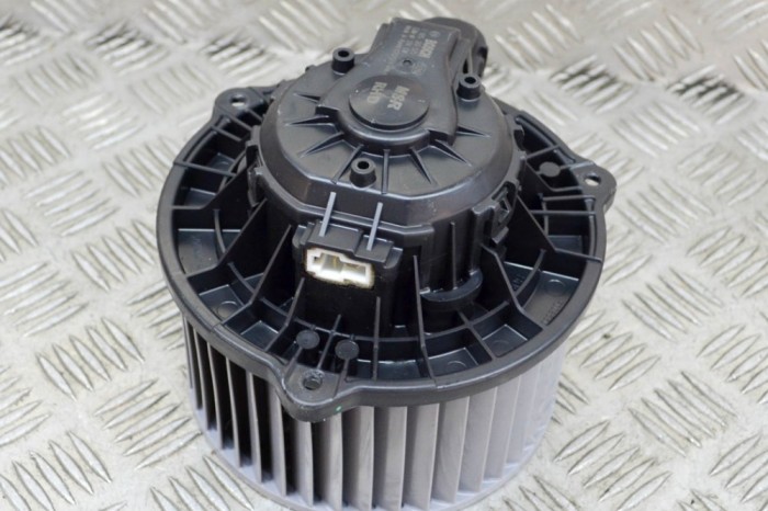 Ventilator aeroterma TESLA MODEL S 2017 OEM: F00S3B2575 14336983