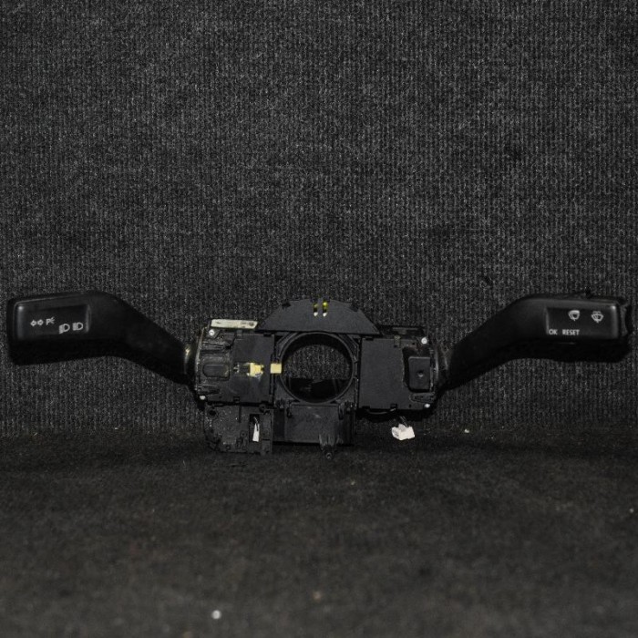 Maneta semnalizare ștergătoare VW PASSAT B6 3C2 2006 OEM: 3C5953507A | 2085843