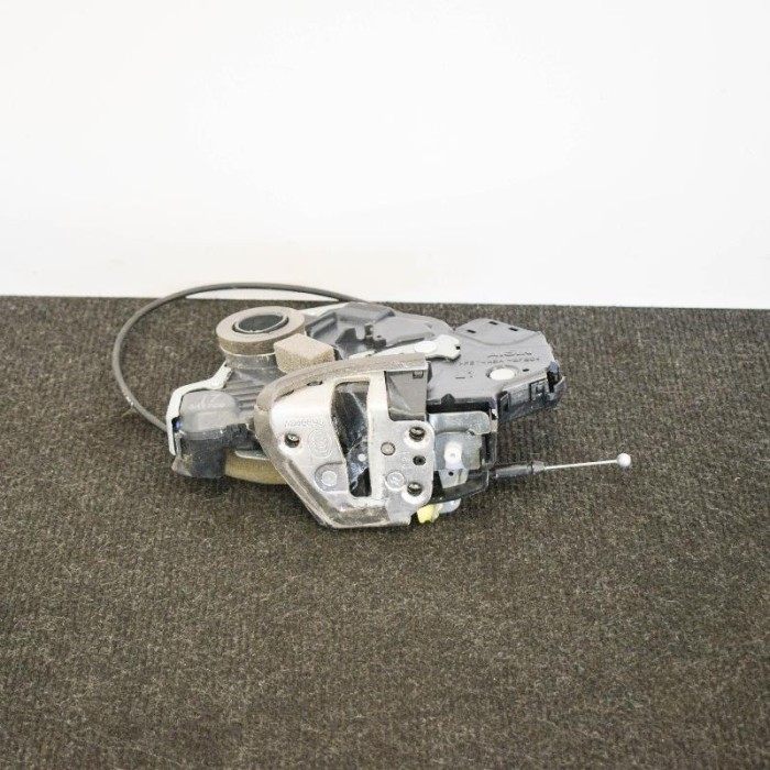 &Icirc;ncuietoare ușă st&acirc;nga față HONDA CR-V IV RM_ 2013 OEM: 72151-T1G-E001Bj73A1708 | 3852069