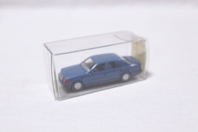 Macheta auto 1:87 Wiking - Mercedes 260 E 12 153 foto