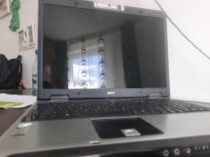 Laptop acer aspire 7110 si thosiba satellite foto