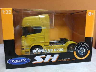 Macheta cap tractor Scania V8 r730 4x2 galben scara 1/32 foto