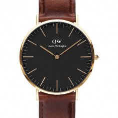 Daniel Wellington ceas Classic 40 St Mawes barbati, culoarea maro