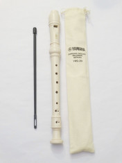 Fluier Yamaha YRS-23 + husa + bat curatare foto