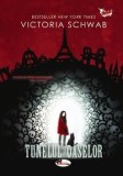 Cumpara ieftin Tunelul oaselor/Victoria Schwab