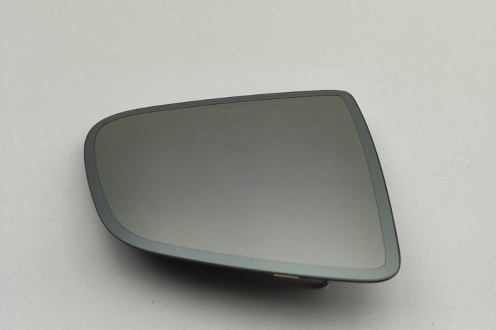 Sticla oglinda ușă dreapta față TESLA MODEL Y 2024 OEM: 1609854-02-A 30761453