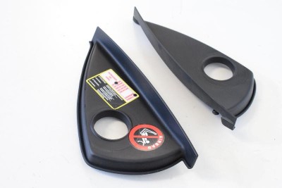 Ornament lateral planșa de bord FERRARI CALIFORNIA 2011 OEM: 069753200-02-08069753100-02-14 10026010 foto