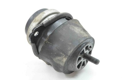 Suport motor st&amp;acirc;nga VW TOUAREG 7LA, 7L6, 7L7 2006 OEM: 7L6199131C 1921723 foto