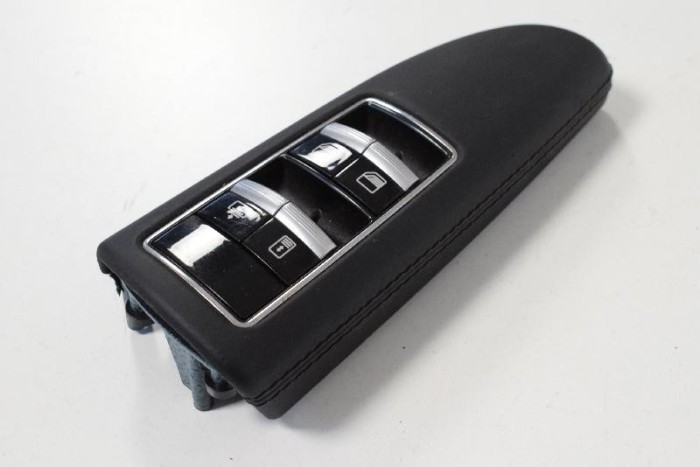 Buton geam ușă dreapta spate MERCEDES-BENZ S W221 2008 OEM: A2218709410 10050233