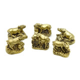 Set 6 statuete feng shui bivoli aurii cu monede pepita ru yi si wu lou - 3 cm