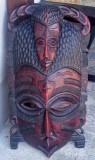 Africana masca artizanala decorativa lemn sculptat model tribal Africa de Vest impunatoare 82 x 45 x 20 cm