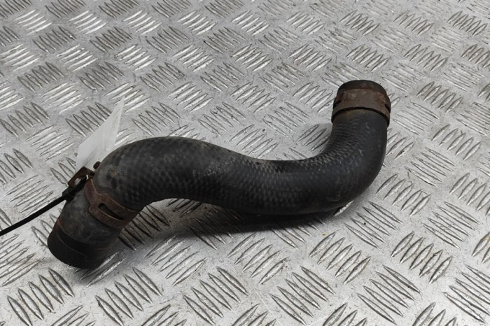 Furtun de lichid de răcire TOYOTA RAV 4 IV _A4_ 2015 OEM: 16572-36160 28221596