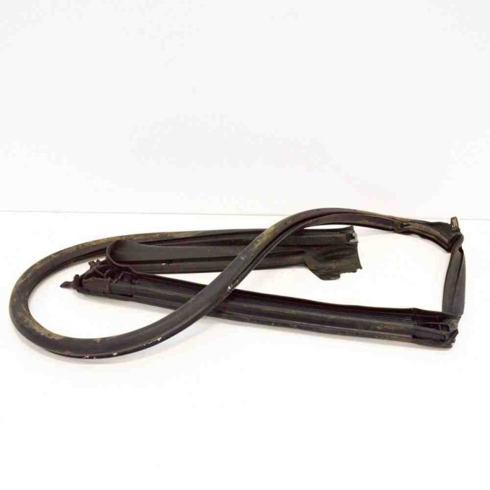 Garnitura ușă st&acirc;nga față TESLA MODEL S 2018 OEM: 8J170226,TMSP-T04