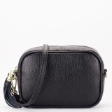 Cumpara ieftin Geanta de umar neagra Kimmidoll, piele naturala, casual, 1 compartiment, detalii metalice aurii, fabricata in Italia