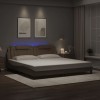 Cadru de pat lumini LED, cappuccino, 200x200 cm piele ecologică