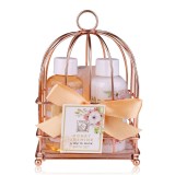 Set cadou baie Honey Jasmine &amp; White Musk &ndash; coș metalic ros&eacute;, Accentra, 6058056