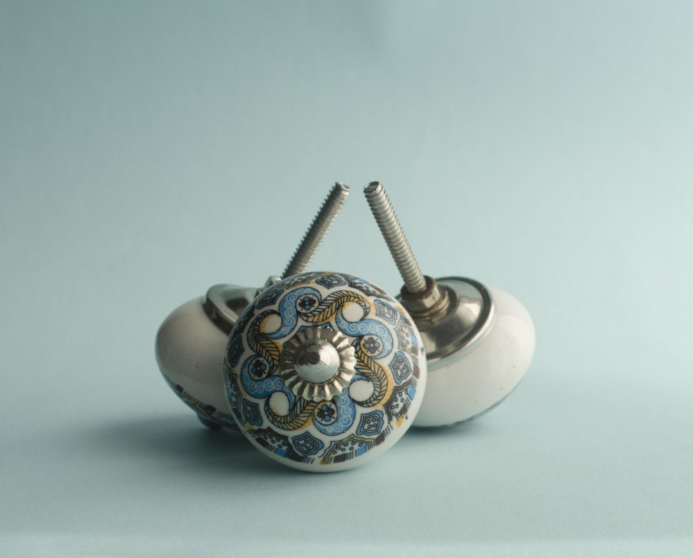 Manere, butoni din ceramica pentru mobilier | Okazii.ro