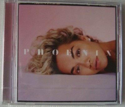 Rita Ora - Phoenix foto