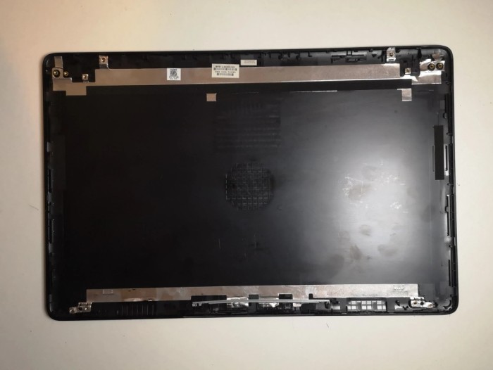 HP Pavilion Model 15-da0194nq Capac Spate Ecran LCD L50303-001