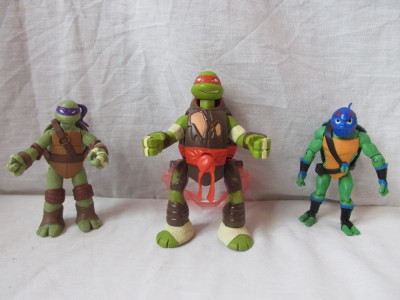 Figurine testoasele Ninja=Donatello /MIchelangelo/Leonardo,de calitate foto