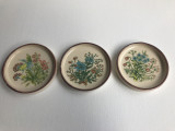 Set 3 sporturi pahare din ceramica cu print flori de camp, Made in Taiwan