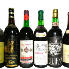 LOT 10 - 6 STICLE DE VIN ROȘU GRANDI VINI SARDEGNA RECOLTARE 1967/68/73/74/75/87