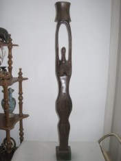 VECHE SCULPTURA ABSTRACTA foto