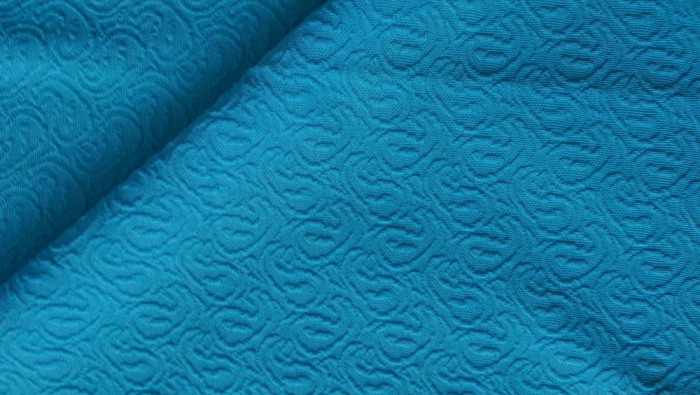 XM Material vintigi supraelastic gros, bleu cu model in relief 1.45 / 1.6 m