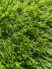 Gazon Artificial Premium, Lungime Fir 37 mm, Latime 2m, Marime 200 x 200 cm, Verde, Imitatie Perfecta Gazon Natural, Antialergic, Polipropilena, Curte