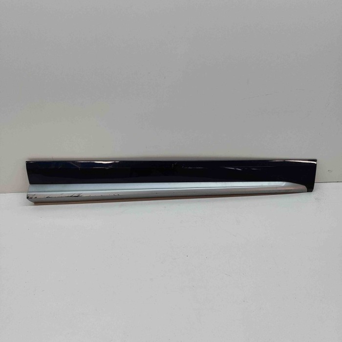 Bandou inferior ușă dreapta față AUDI Q5 FY 2018 OEM: 80A853960A