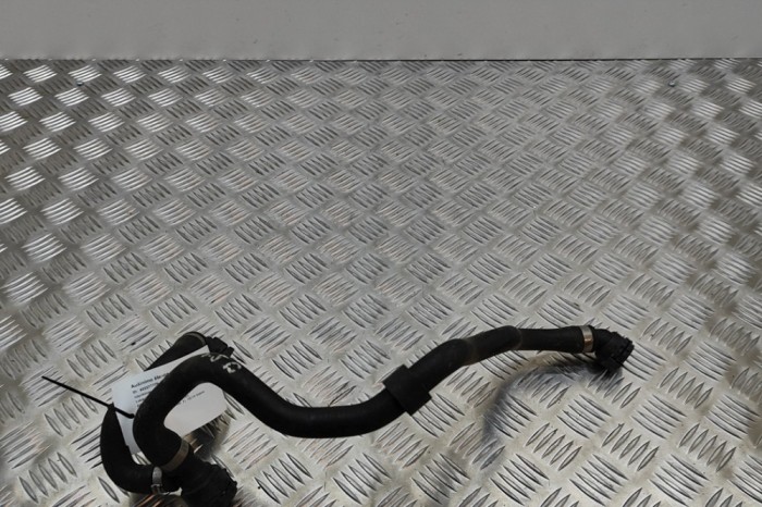 Furtun de lichid de răcire BMW 3 F30, F80 2014 OEM: 8512420 22277779