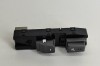 Buton geam ușă dreapta spate HYUNDAI IONIQ AE 2022 OEM: 93580-G2500,93580-G2500MGS 23879639