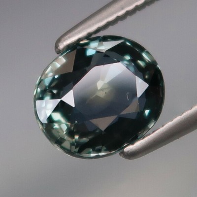 ~SAFIR NATURAL albastru verzui NETRATAT 1,77 ct. Certificat de Autenticitate ! foto