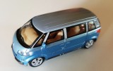 Macheta Microbus VW Camper albastru Scara 1:72 Cararama