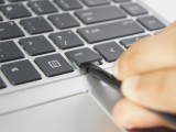 Taste completare tastatura Laptop, HP, ProBook, EliteBook, Zbook, Dragonfly, Pavilion, Essential, Stream, Envy, Spectre X360, Gaming Victus, OMEN