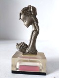 Figurina metalica bust de fata cu cos cu fructe, Peltro Cesellato al mano, Made in Italy, 9cm inaltime