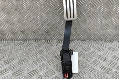 Pedala de accelerație TESLA MODEL Y 2024 OEM: 6PV01402110 30351728 foto