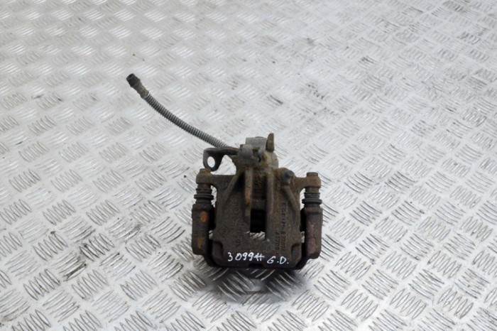 Etrier de fr&acirc;nă dreapta spate OPEL VIVARO Furgon 2016 OEM: 83701661708 13303714