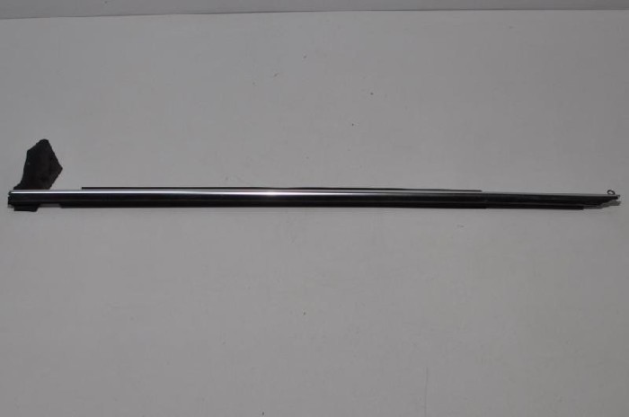 Chedar geam ușă st&acirc;nga față AUDI A8 D3 4E2, 4E8 2005 2333558