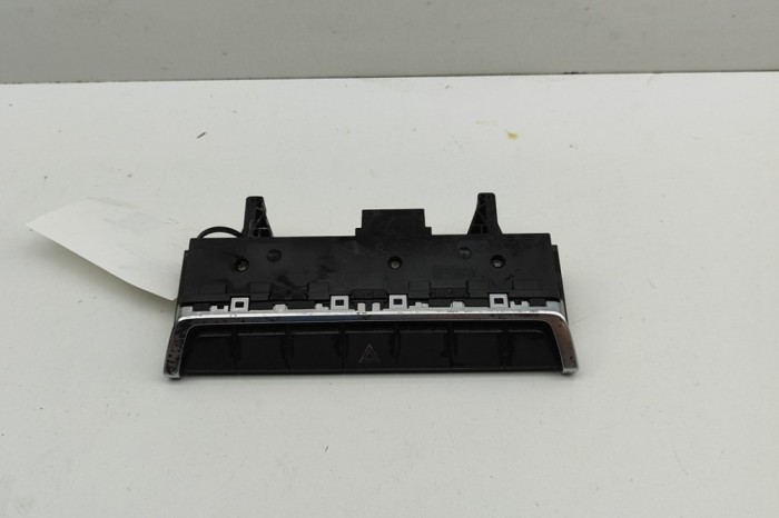 Buton de avarie AUDI E-TRON GT 2022 OEM: 4J3925301 30908166